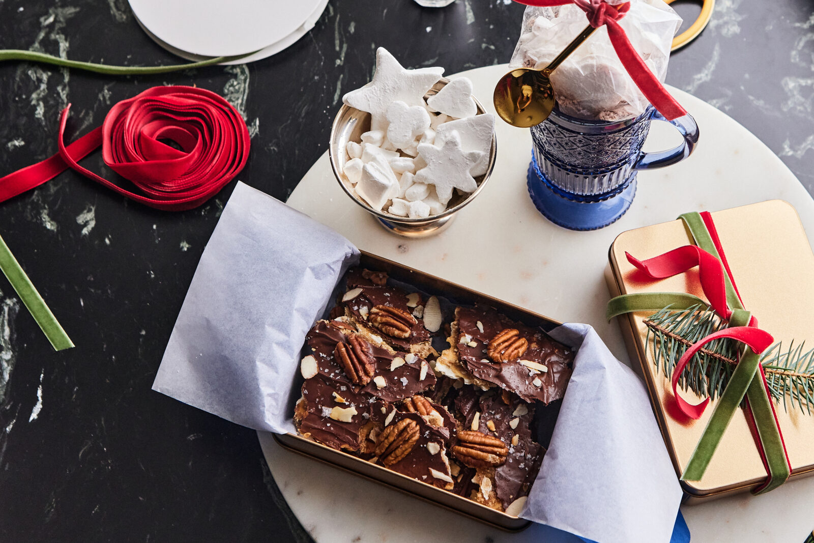 ドンチョルチ Hanukkah Toffee Matzo - Andrew Zimmern