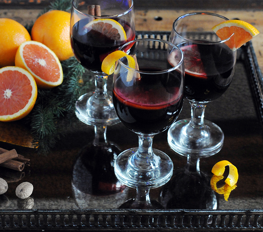 Andrew Zimmern Cooks: Mulled Wine - Andrew Zimmern