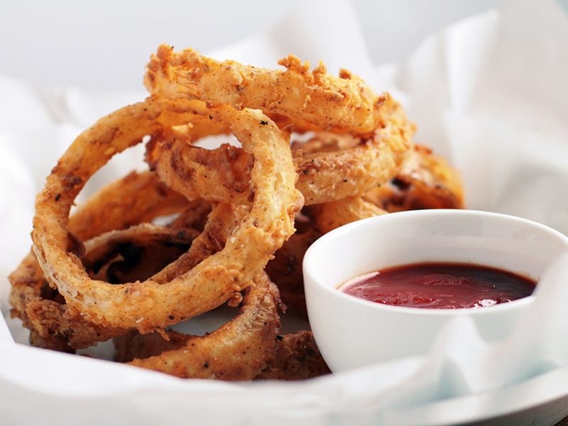 |Andrew Zimmern Recipe Onion Rings|Andrew Zimmern with Onion Rings