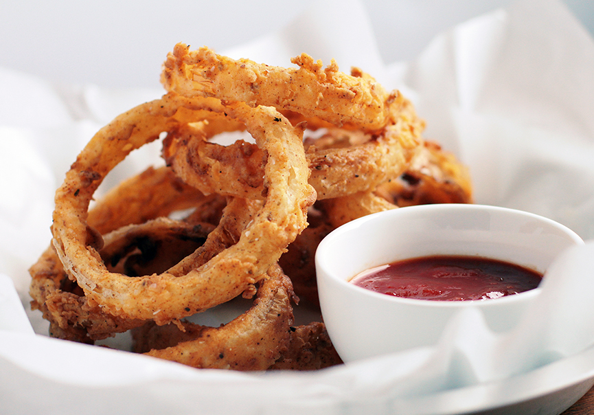 Crispy Homemade Onion Rings Recipe ⋆ Real Housemoms