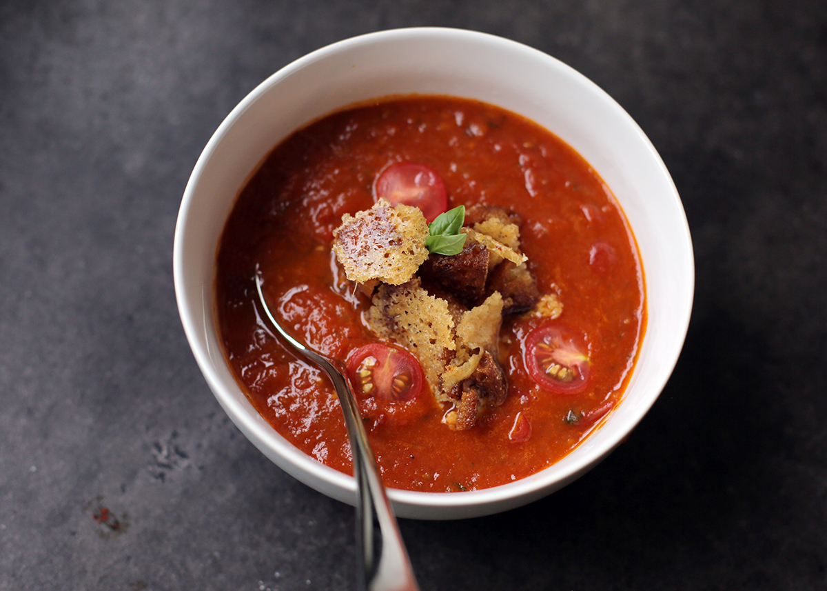 Andrew Zimmern Cooks: Roasted Tomato Soup - Andrew Zimmern
