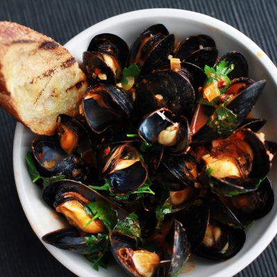Andrew Zimmern's Mussels Fra Diavolo