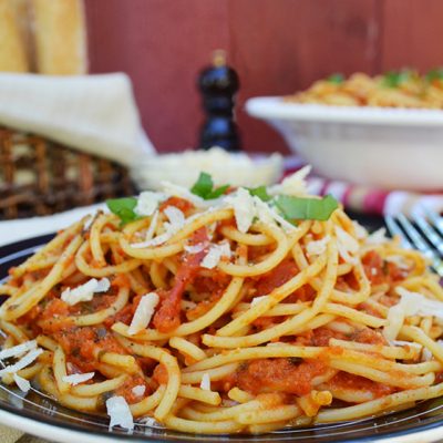 Spaghetti|||Spaghetti with Classic Tomato Sauce