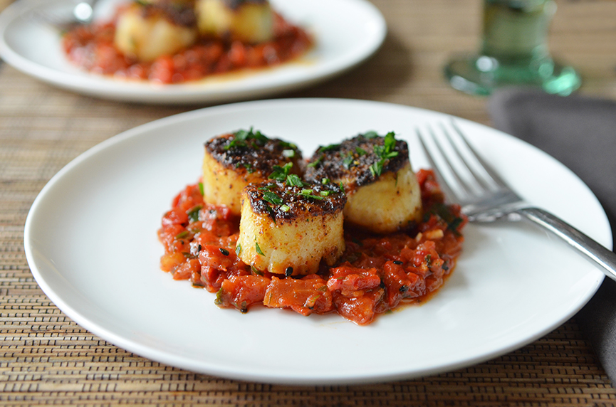 Grilled Scallops with Tomato & Red Pepper Chutney
