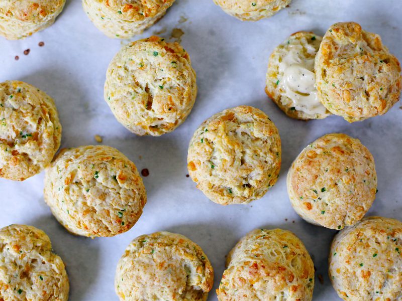 Kate Jennings Cheesy Chive Biscuits|Andrew Zimmern Recipe Kate Jennings Cheesy Chive Biscuits
