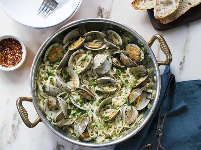 Linguine with clams|Red Clam Sauce with Vermicelli