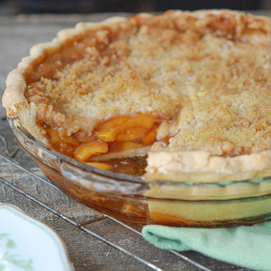 Deep-Dish Peach Streusel Pie with Ginger