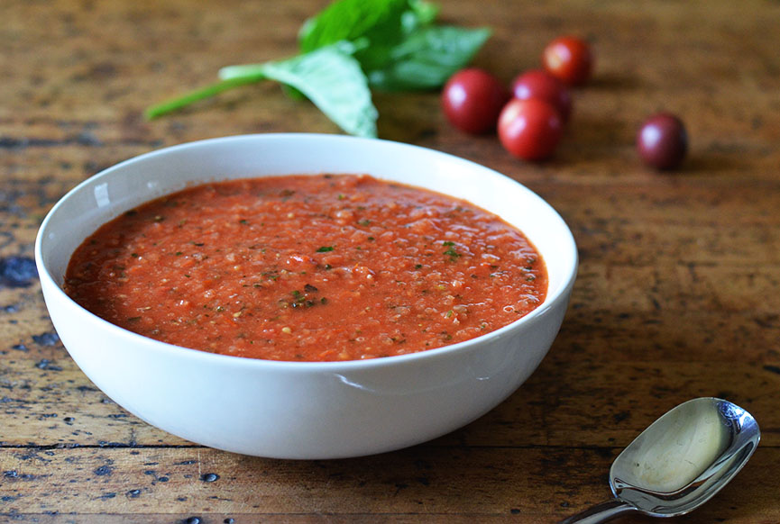 Kitchen Experiments: Tomato Sauce - Andrew Zimmern