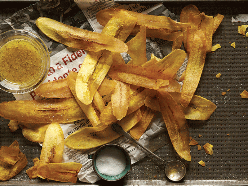 Fried Plantain Chips||MOJO SAUCE