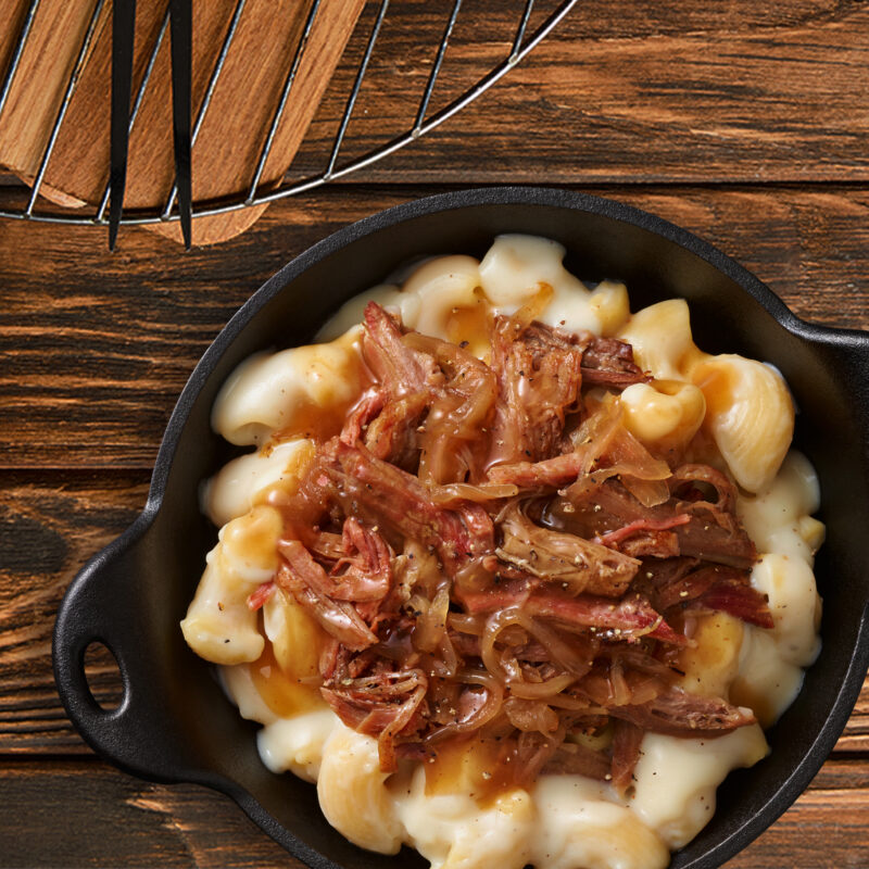 Caramelized Onion Pulled Pork Mac & Cheese